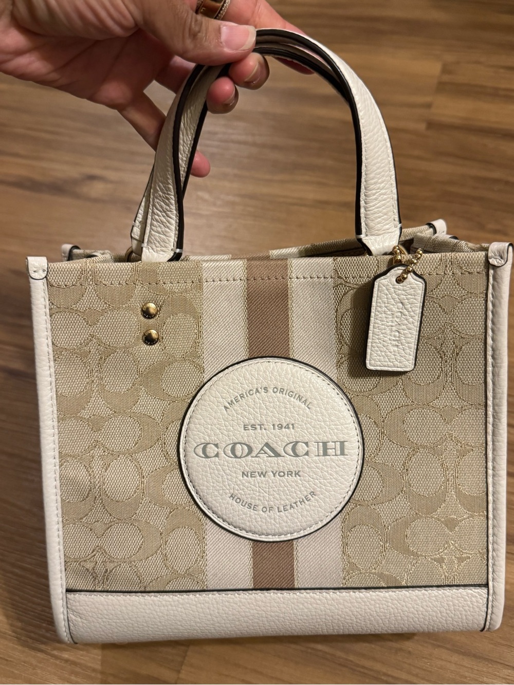 Coach Dempsey Tote 22